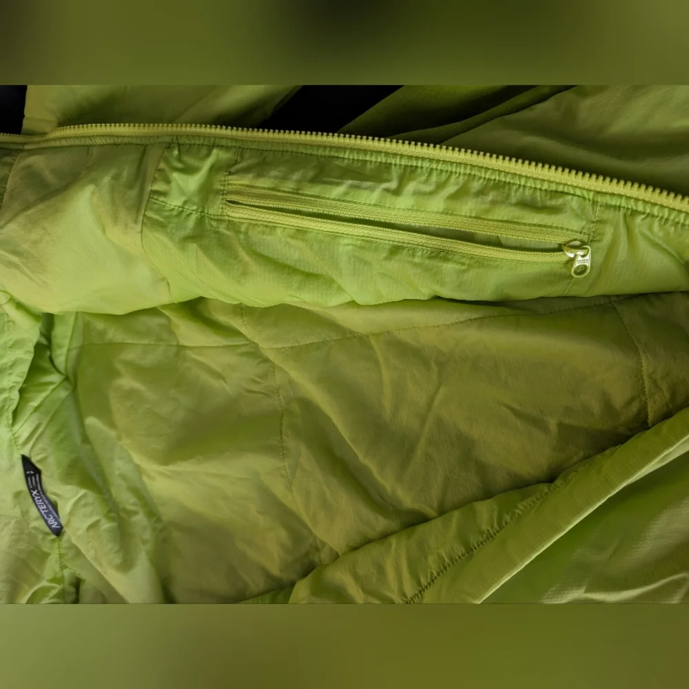 Arc'teryx Atom LT Insulated Puffer Hooded Hoody Jacket Neon Yellow Green S - Picture 3 of 6